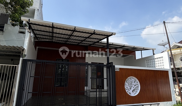 Dijual Cepat Rumah Baru di Taman Surya 2 Jakarta Barat