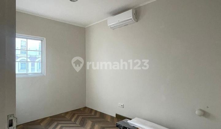 Dijual Rumah di Alesha House Vanya Park Blok O