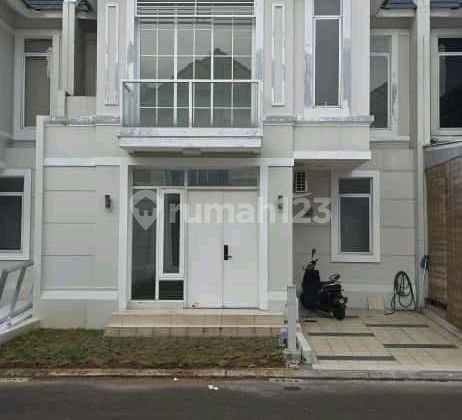 Rumah Di Cluster Grandura Perumahan Lavon Swan City- Cikupa
