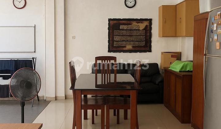 Beautiful 5-Bedroom House In Serpong Villa 2