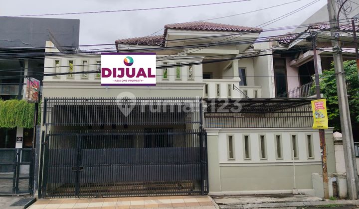 Dijual Rumah Cantik Full Furnish Di Boulevard Galaxy Bekasi Selatan