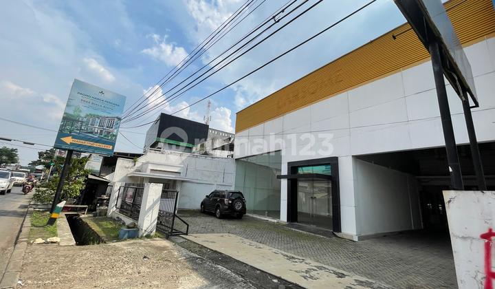 For Rent: Large Shop House & Spacious Semi-Basement Parking Area In Bekasi For Rent: Large Shop House & Spacious Semi-Basement Parking Area In Bekasi