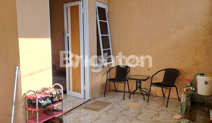 DIJUAL CEPAT RUMAH 2 LANTAI DI MEDOKAN  2