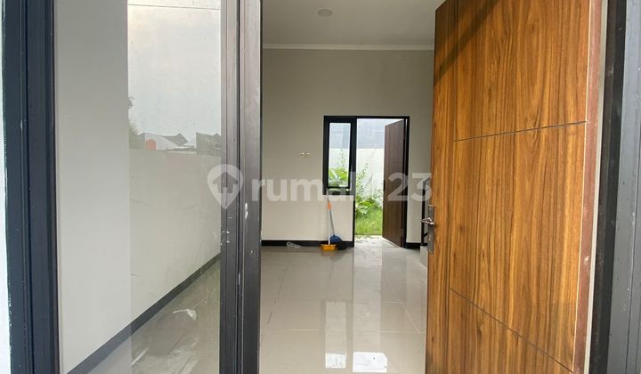 Dijual / Disewakan Rumah 2 Lantai di Alana Tambak Oso 2