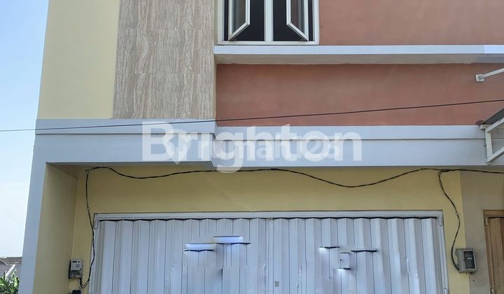 Ready-to-Use 2-Story Commercial House in Gunung Anyar