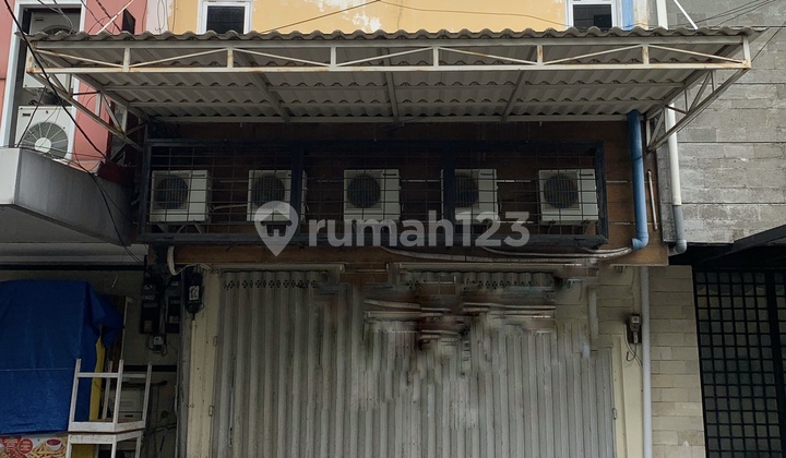 Disewakan Ruko 2 Lantai di Ngagel Jaya untuk Usaha dan Tempat Tinggal Disewakan Ruko 2 Lantai di Ngagel Jaya untuk Usaha dan Tempat Tinggal