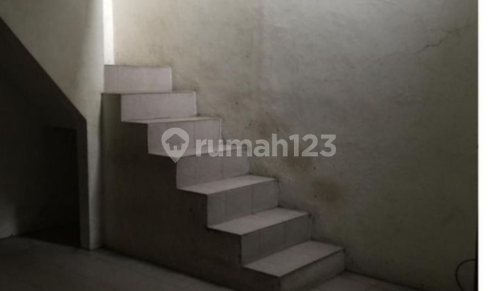 Dijual Rumah Di Saharjo Ideal Untuk Kostoan Lokasi Dekat Akses Stasiun  2