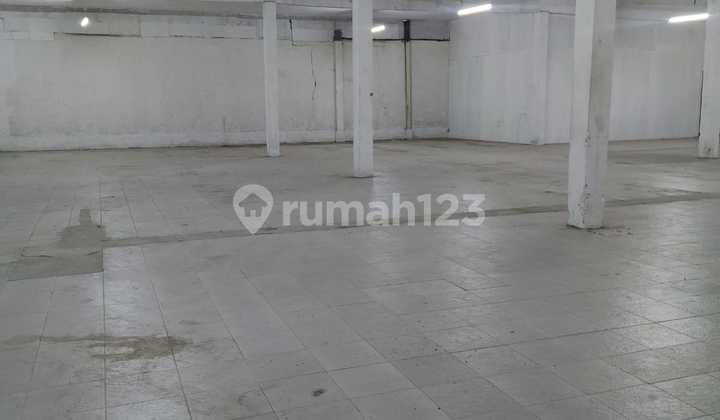 Warehouse for Sale in Depok City, very strategic location, access to Bogor main road.