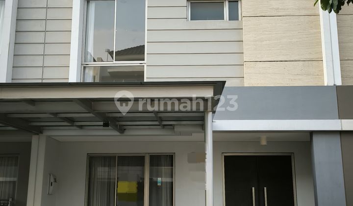 Rumah Dijual Di PIK, Lokasi strategis kawasan aman dekat tol