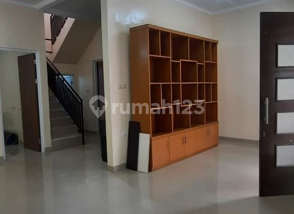Disewa Rumah Bagus Minimalis Siap Huni Gading Griya Residence 2