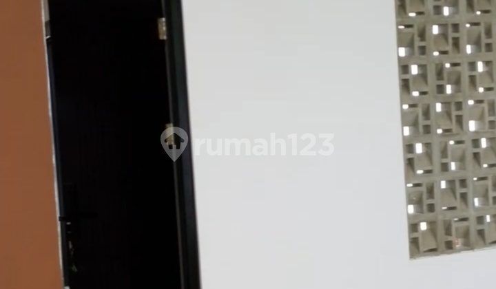 Strategic, Well-Maintained House in Bumi Panyawangan, Cileunyi, Bandung, Move-In Ready 2