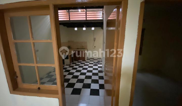 Ready-to-Occupy House in Adipura Estate, Near Public Facilities Ready-to-Occupy House in Adipura Estate, Near Public Facilities