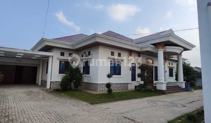 Hunian Nyaman Ada Kolam Renang Luas Bangunan 500M di Fajar Baru Jati Agung Lampung Hunian Nyaman Ada Kolam Renang Luas Bangunan 500M di Fajar Baru Jati Agung Lampung