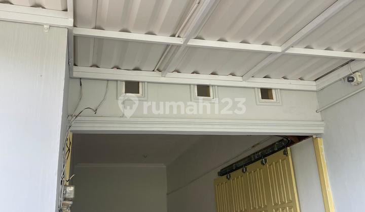 Comfortable Residence in Griya Damai Sejahtera Housing, Urip Sumarjo 2