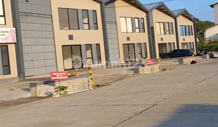 Warehouse Plus Office in the Sukabumi Lampung Warehouse Complex