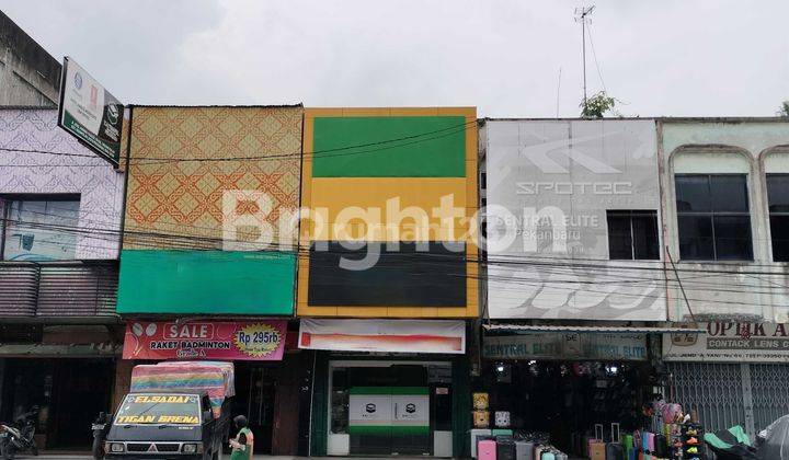 ruko lalu lintas ramai (ahmad yani) 1