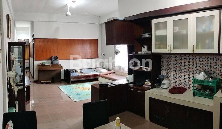 ruko 3,5 lantai (Ahmad yani) 2