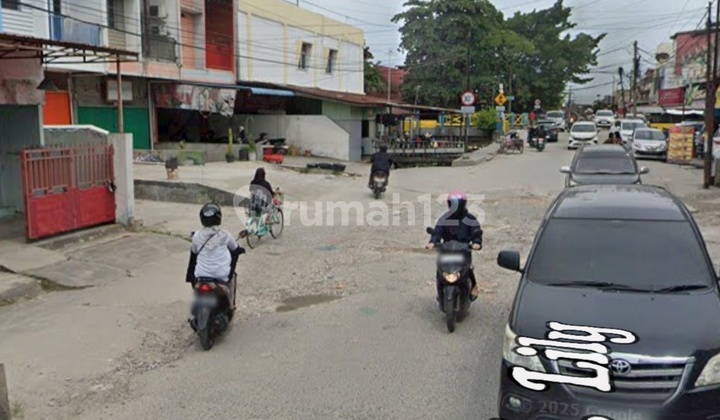 Rented Shophouse for Business, Office, Suitable Location.