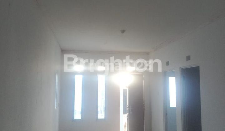 Quick Sale 2-Story House only 328 million Quick Sale 2-Story House only 328 million