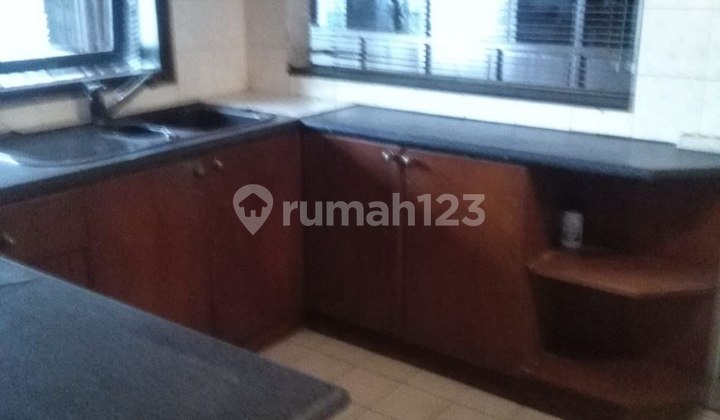 Ready-to-Occupy House in Sayap Batununggal