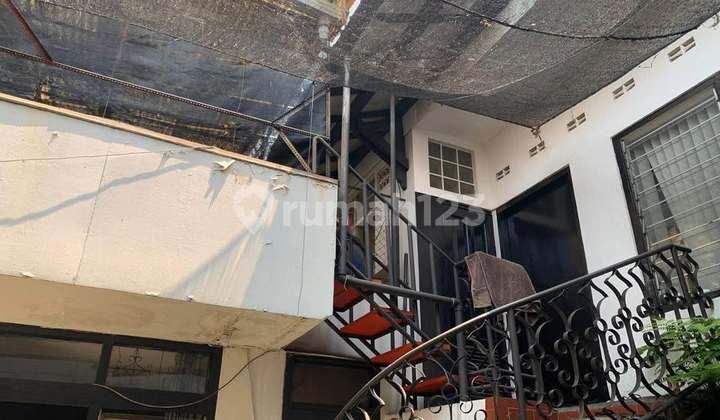 Ready-to-Occupy House in Dago Complex, Bandung 2