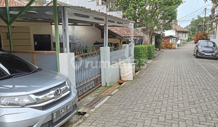 rumah siap huni jarang ada di dago  1