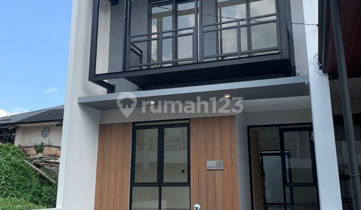 New 2-story house in Arcamanik cluster 2