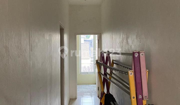 Rumah Cantik Rapih di Bsd Ada 5 Kamar Siap Huni Lokasi Bagus 2