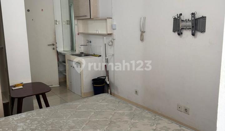 Disewakan Murah Studio Semi Furnished @ Apartemen Green Bay