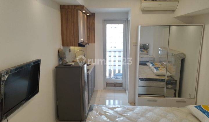 Disewakan Bulanan / Tahunan Studio Full Furnished @ Apartemen Green Bay (View Pool) 1