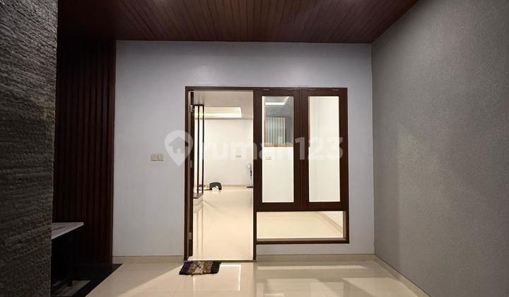 Rumah Baru Modern Minimalis di Jalan Saridana Ubung 2