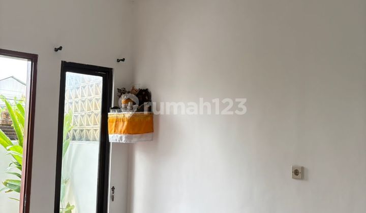 Disewakan Rumah Cantik 2 Lantai di Kawasan Elit Renon Jalan Tukad Badung 2