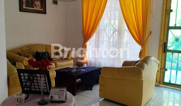 Rumah di komplek Bumi asri 2