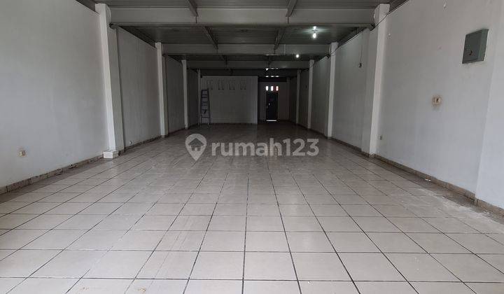 Ruko 3 Lantai Siap Pakai Di Jl. Kesunean  2