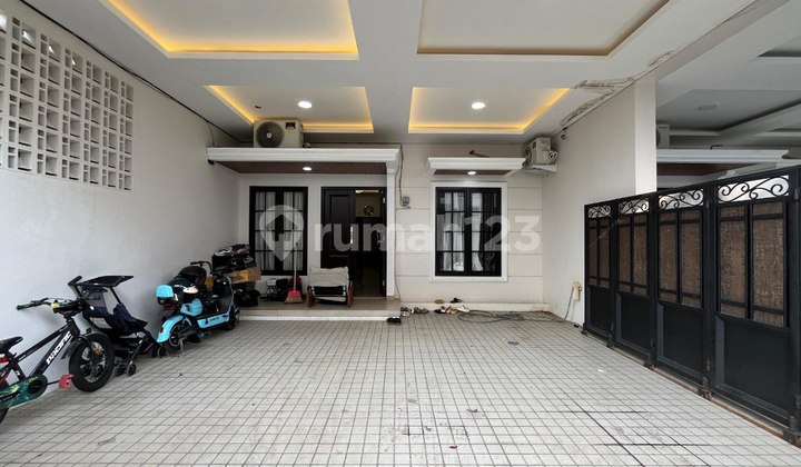 House in Jatimekar Jatiasih Ready to Occupy (2 Car Access) Near Komsen & Toll Road, Bekasi City 2