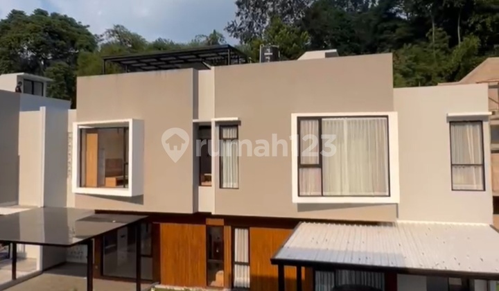 Rumah Di Dago Mewah 2 Lantai + Rooftop Dekat Tol Pasteur Kota Bandung Rumah Di Dago Mewah 2 Lantai + Rooftop Dekat Tol Pasteur Kota Bandung