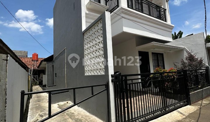 Rumah Di Jagakarsa + 2 Unit Kontrakan (sudah Isi) (kode 192) Murah Di Jaksel Jakarta Selatan 