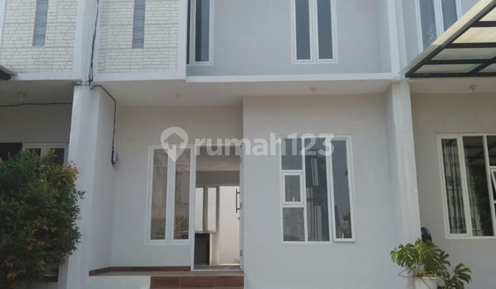 Rumah Rzq Kelapa Dua, Baru 2/1 LANTAI di Tugu Cimanggis Depok 1