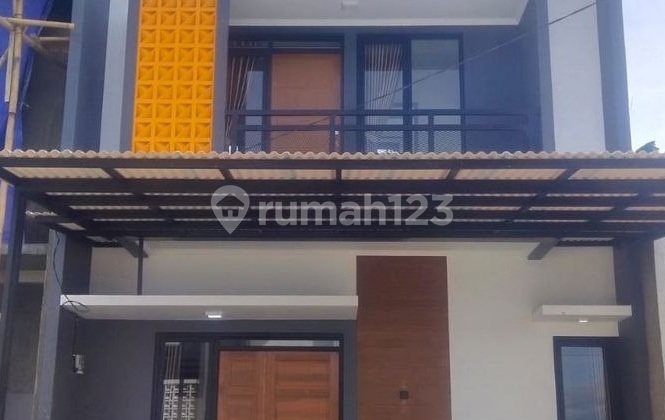 Rumah Dekat Kampus UPI Cibiru, Baru 2 LANTAI, Mewah Harga Murah, Strategis, New Exclusive di Bandung