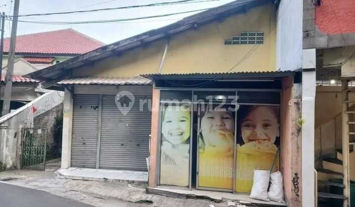 Jual Rumah Lama Hitung Tanah Dekat Stasiun Pondok Cina
