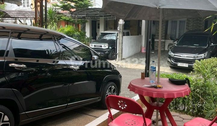 Disewakan Rumah di Raffles Hills Jakarta Timur3 Kt Disewakan Rumah di Raffles Hills Jakarta Timur3 Kt