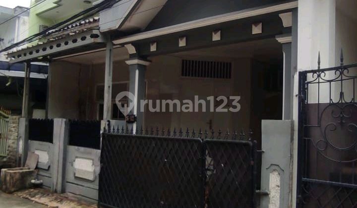 For Rent House in Kelapa Gading 3 Bedrooms For Rent House in Kelapa Gading 3 Bedrooms