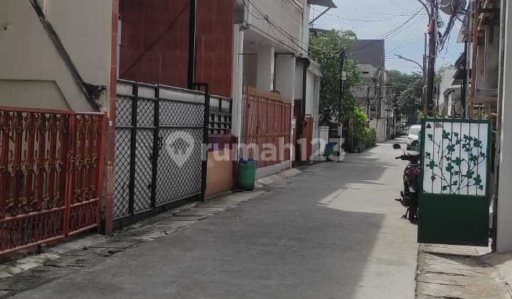 Di Sewa Rumah di Kelapa Gading Jakarta Utara 3 KT 2