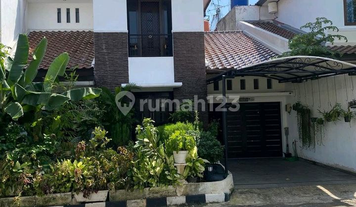 Beautiful House for Sale in a Complex in Cinere