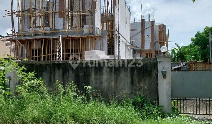 RUMAH CANTIK MINIMALIS DI JALAN TUKAD BADUNG