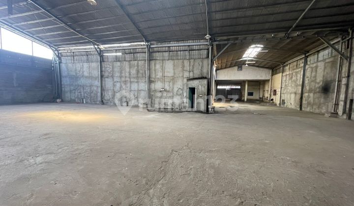 Rent Warehouse 895m2 in Kapuk Area, Suitable for Production and Office