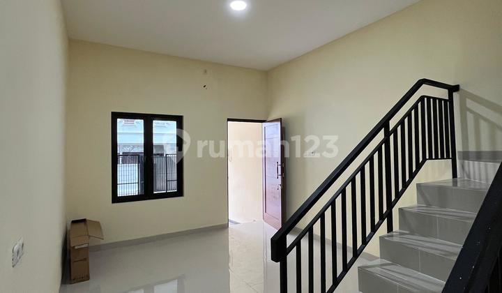 Rumah Baru Tanjung Duren 3 Lantai 4X15m 3Kt Surat SHM Hadap Utara 2