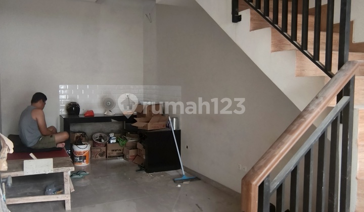 New House Duri Kepa 3 Floors 1 Car Carport Flood-Free SHM 2