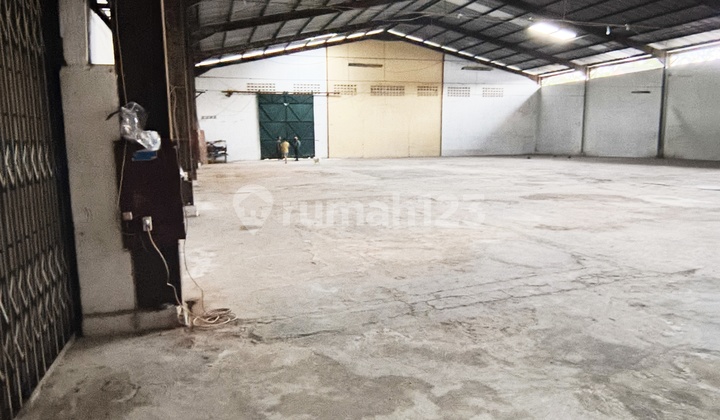 Disewakan Gudang Teluk Gong Luas 1000m² Plong Bisa Container 20 / 40ft Cocok Onlineshop Gudang Cargo Expedisi Gudang Online Shop Lapangan Olahraga Jakarta Utara Disewakan Gudang Teluk Gong Luas 1000m² Plong Bisa Container 20 / 40ft Cocok Onlineshop Gudang Cargo Expedisi Gudang Online Shop Lapangan Olahraga Jakarta Utara
