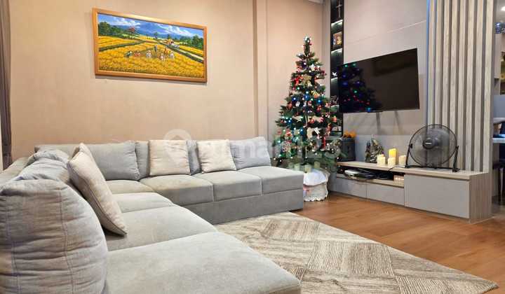 Rumah Cantikfull Furnished Casa Jardin Jakbar 6X15 SHM bisa KPR Rumah Cantikfull Furnished Casa Jardin Jakbar 6X15 SHM bisa KPR